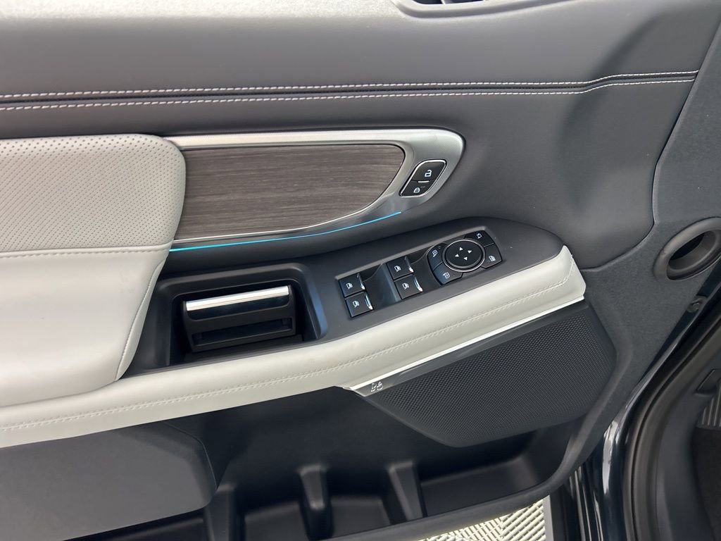 New 2026 Ford Expedition Max Platinum AWD/4WD image 14