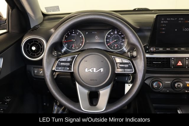 Used 2023 Kia Forte LXS w/ LXS Technology Package FWD image 7