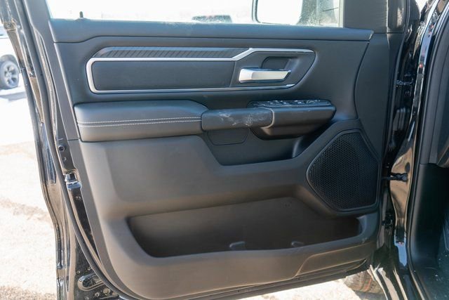 New 2026 RAM 1500 4x4 Crew Cab image 12