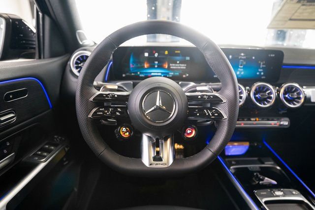 New 2026 Mercedes-Benz GLB 35 AMG 4MATIC image 14