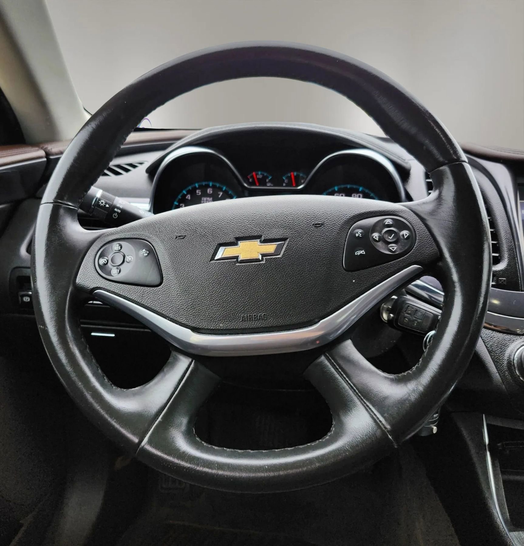 Used 2014 Chevrolet Impala LT w/ Premium Seating Package FWD image 23