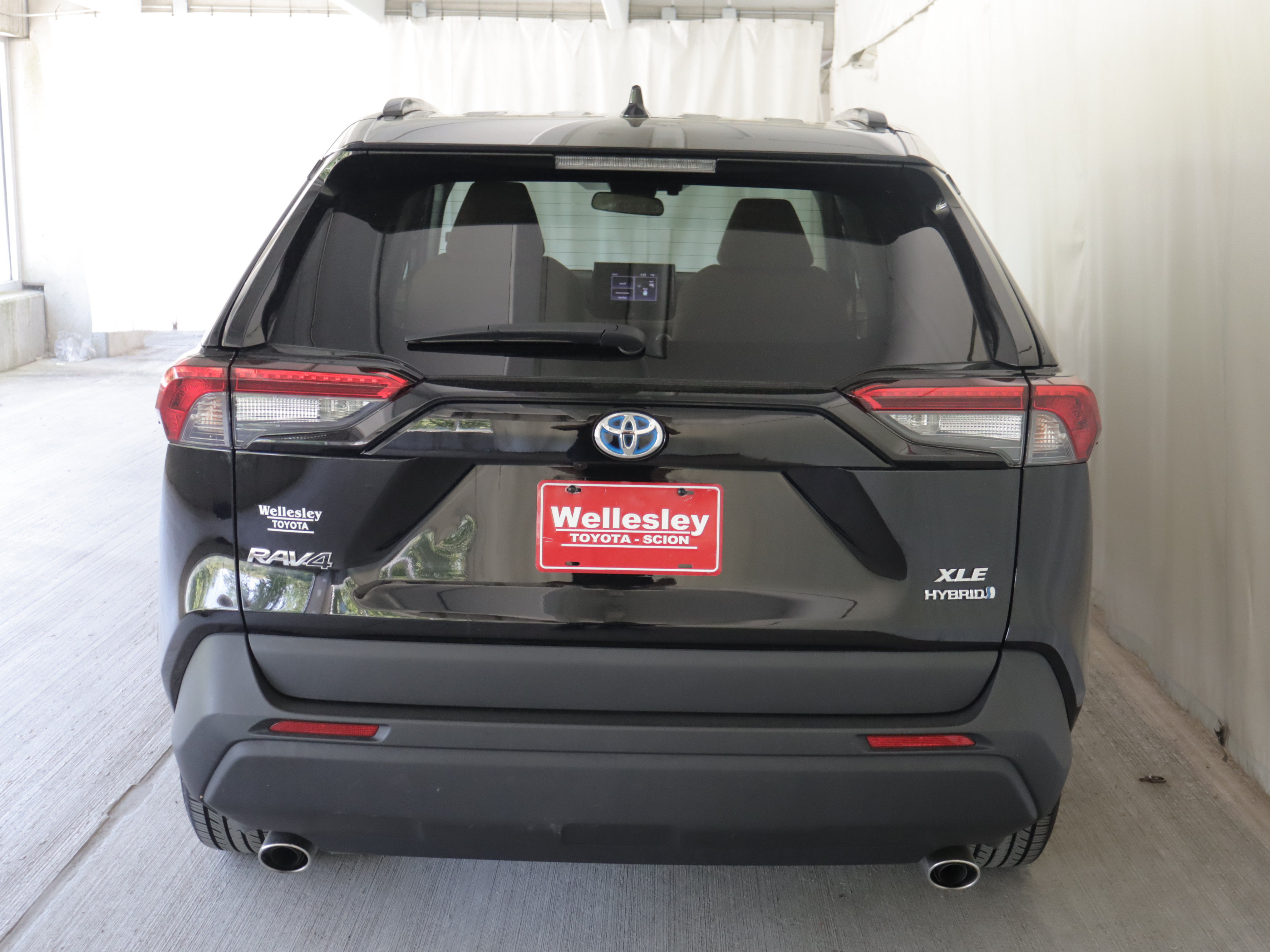 Used 2021 Toyota RAV4 XLE w/ Convenience Package AWD/4WD image 27