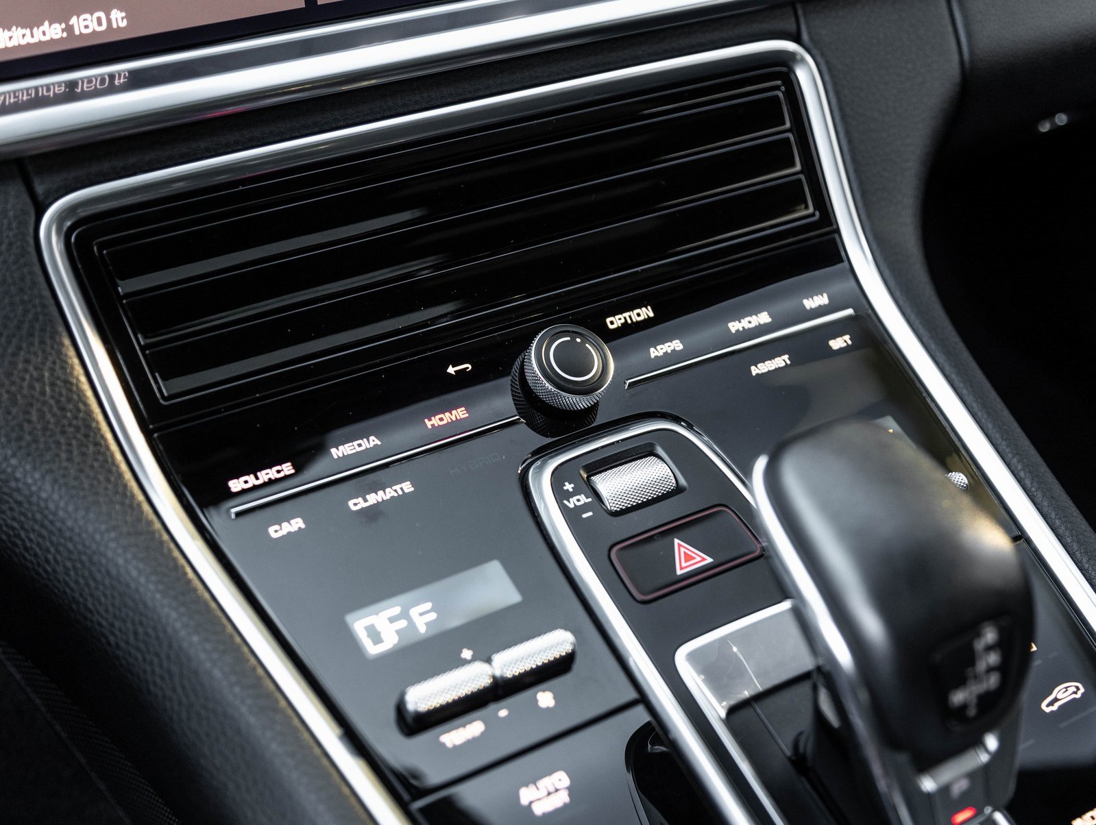 Certified 2021 Porsche Panamera image 26