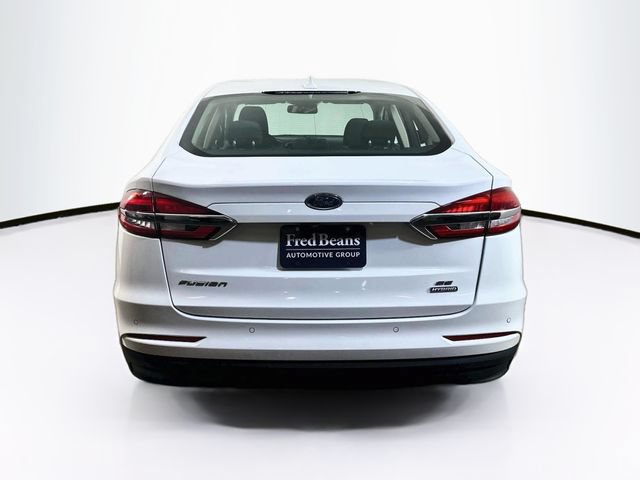 Used 2020 Ford Fusion SE FWD image 9