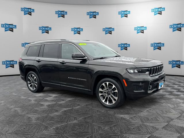 Certified 2022 Jeep Grand Cherokee L Overland w/ Luxury Tech Group IV AWD/4WD image 8