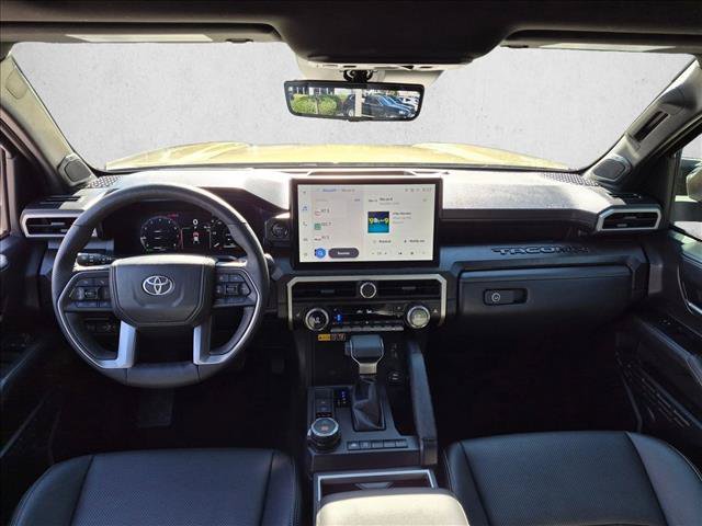 Used 2025 Toyota Tacoma Limited AWD/4WD image 16