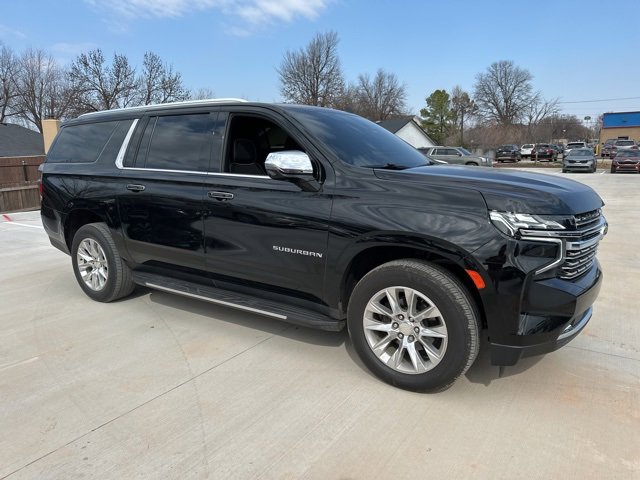 Used 2021 Chevrolet Suburban Premier w/ Premium Package image 18