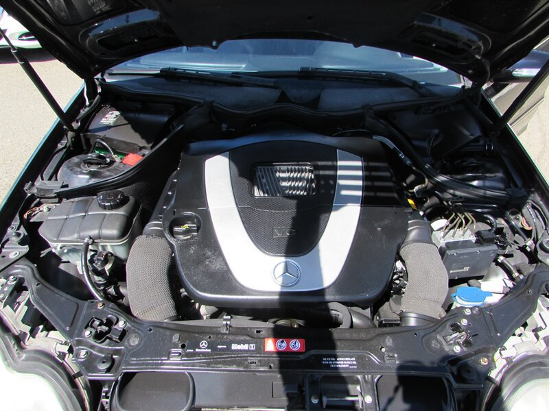 Used 2006 Mercedes-Benz C 230 Sedan image 30