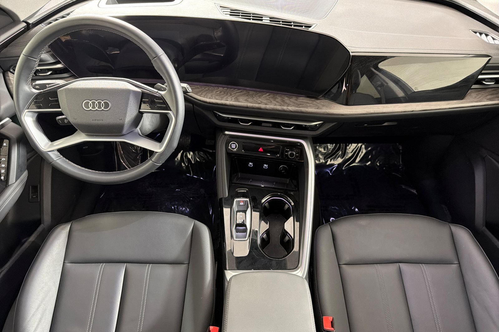 Used 2025 Audi Q5 Premium Plus w/ Premium Plus AWD/4WD image 12