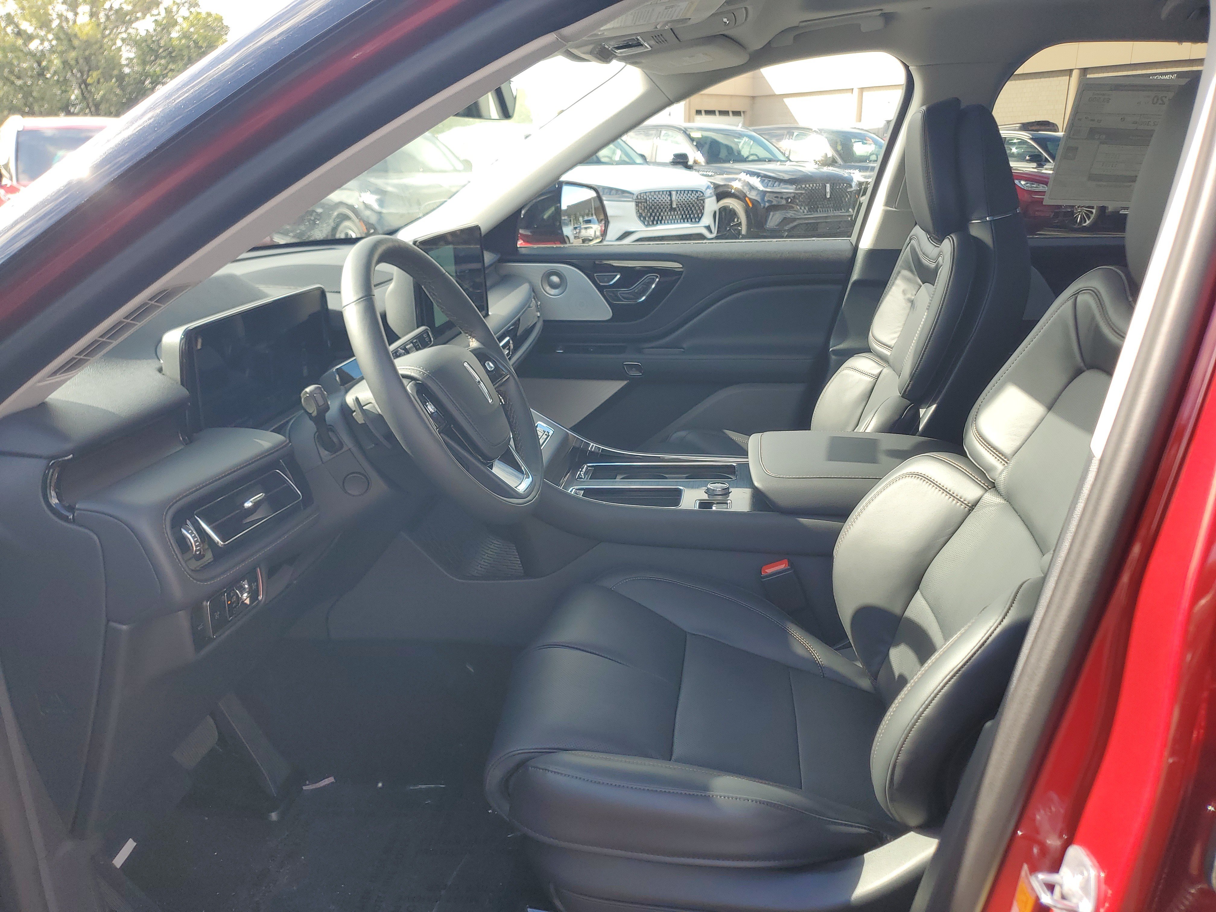 New 2027 Lincoln Aviator Reserve AWD/4WD image 11