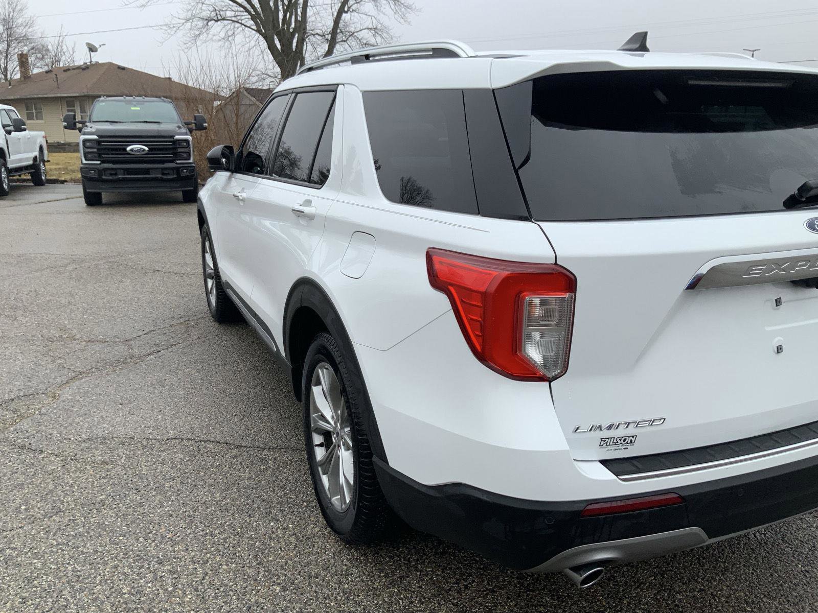 Used 2022 Ford Explorer Limited AWD/4WD image 19
