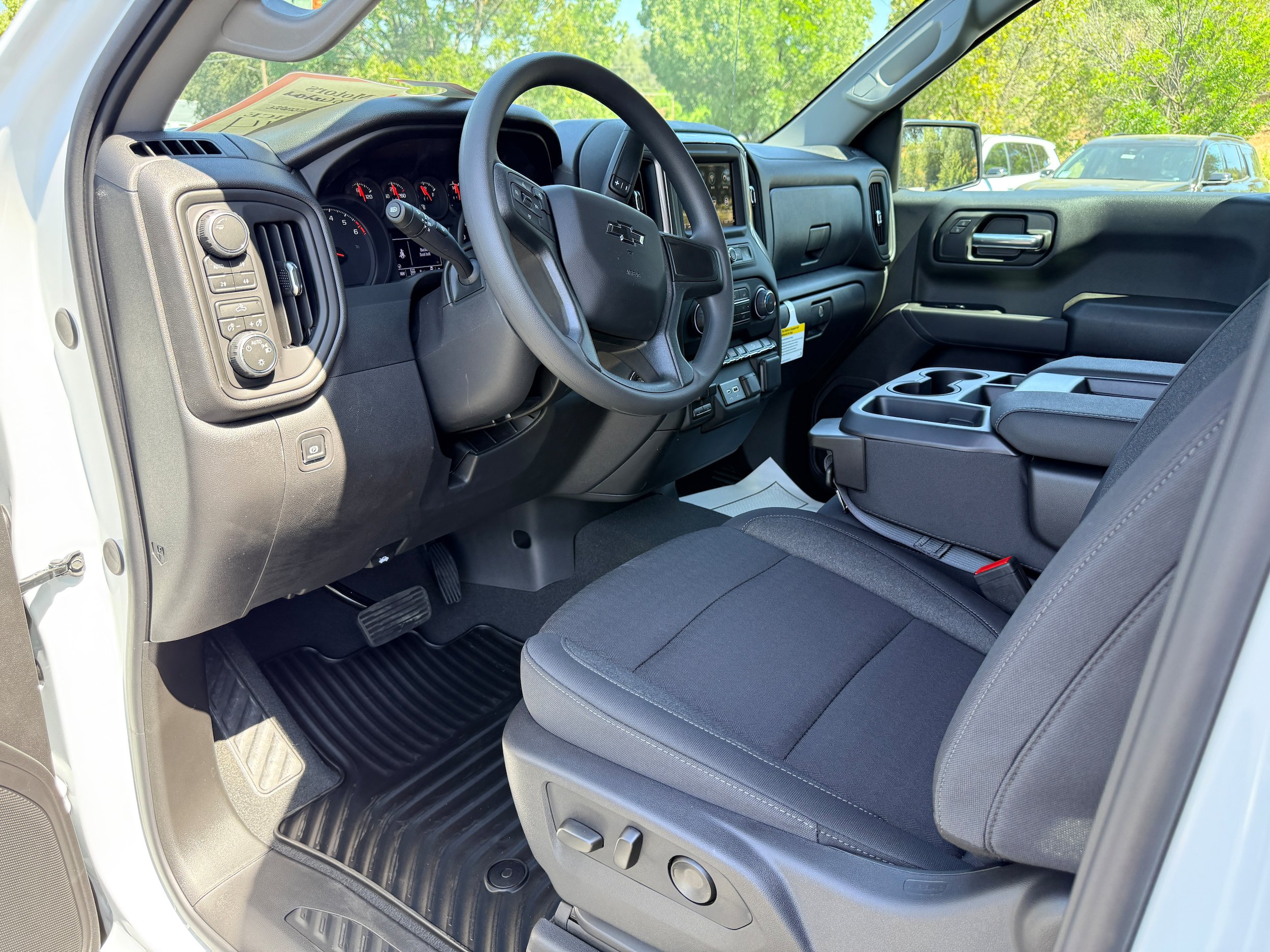 New 2026 Chevrolet Silverado 1500 Custom Trail Boss AWD/4WD image 10