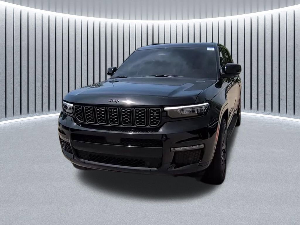 Used 2024 Jeep Grand Cherokee L Summit AWD/4WD image 18