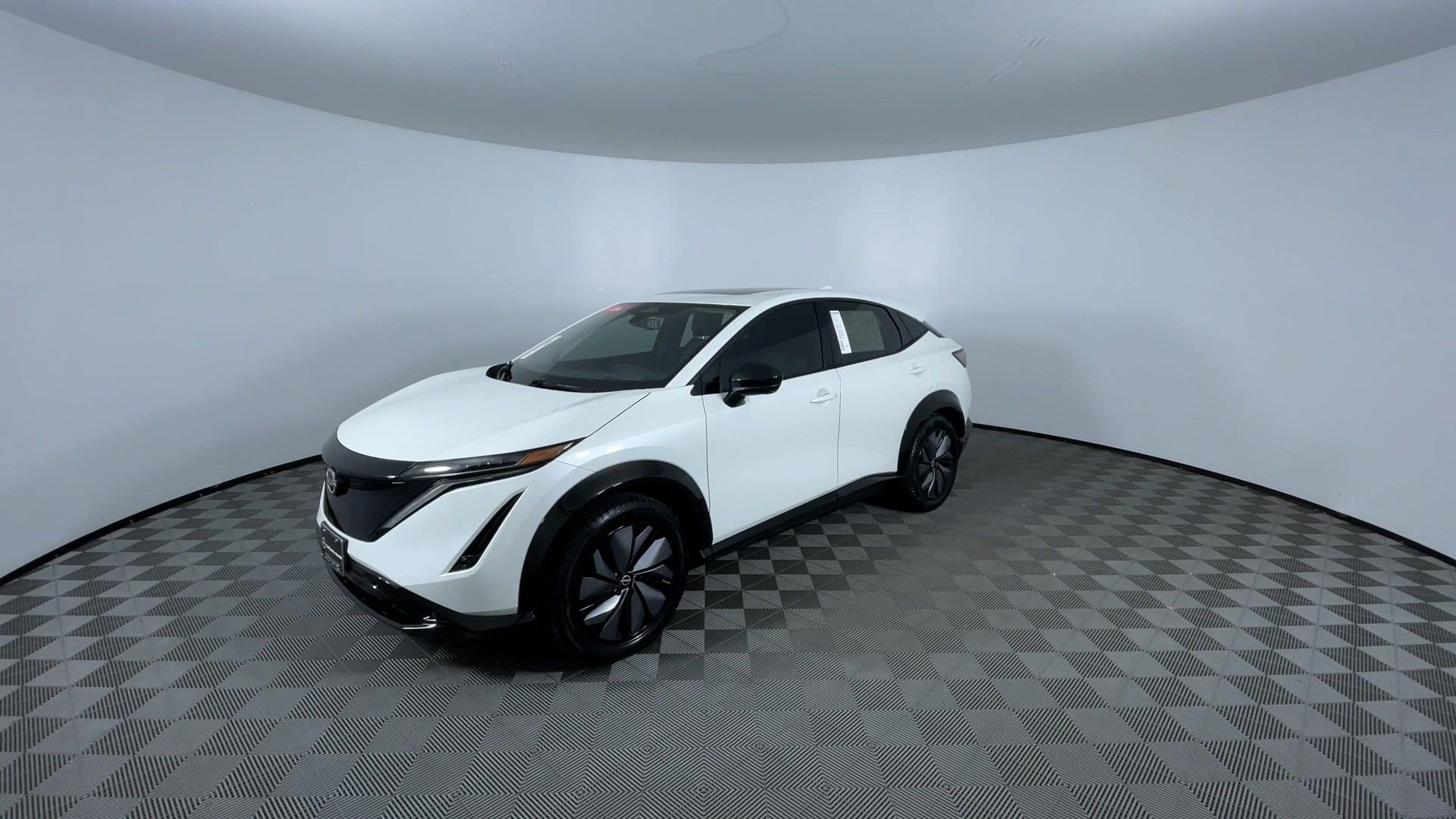 Certified 2024 Nissan Ariya AWD image 4