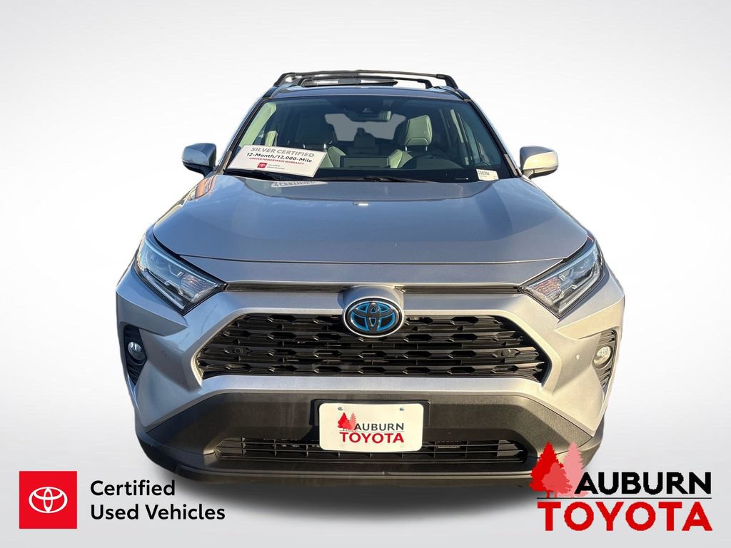 Certified 2021 Toyota RAV4 XLE Premium AWD/4WD image 3