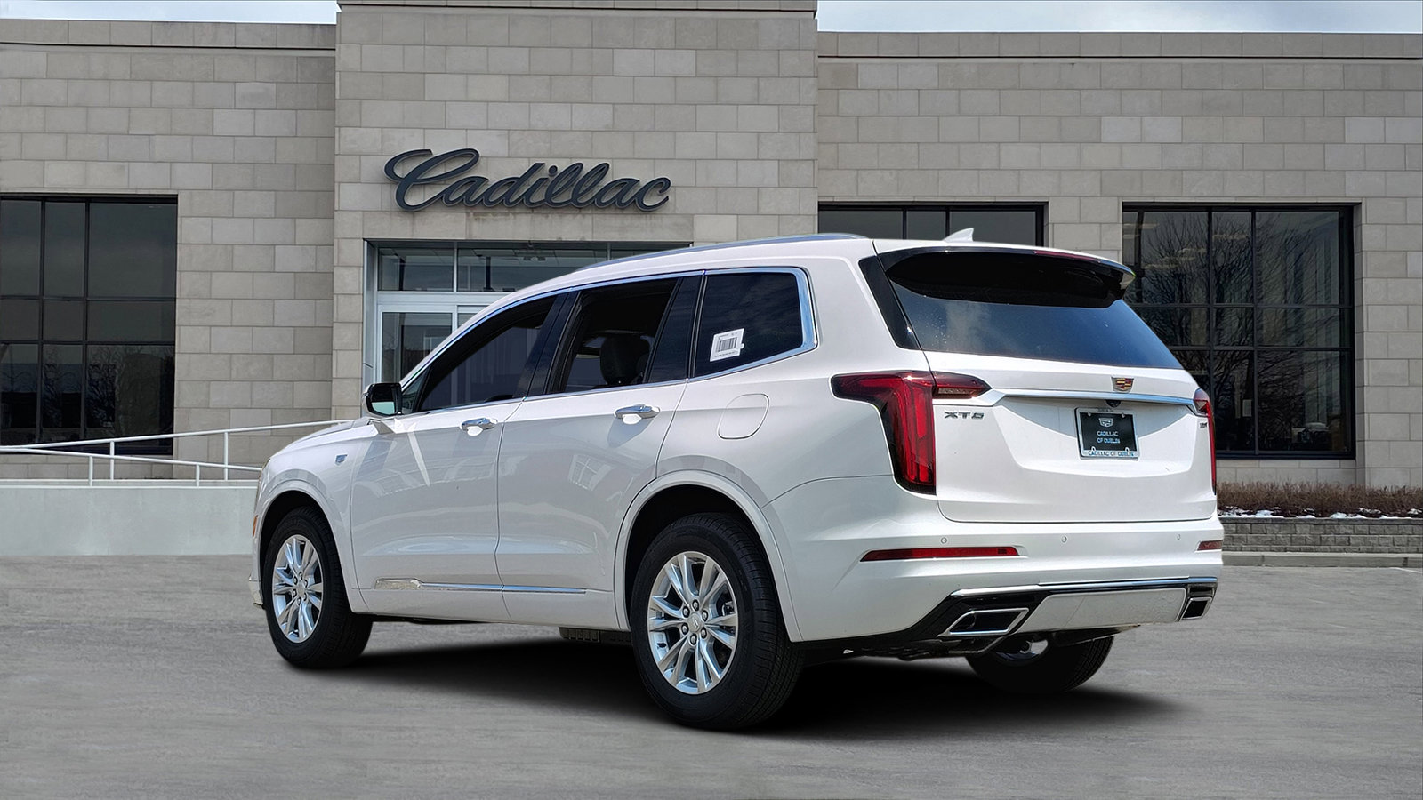 New 2025 Cadillac XT6 Luxury w/ LPO, Premium Carpet Package image 4