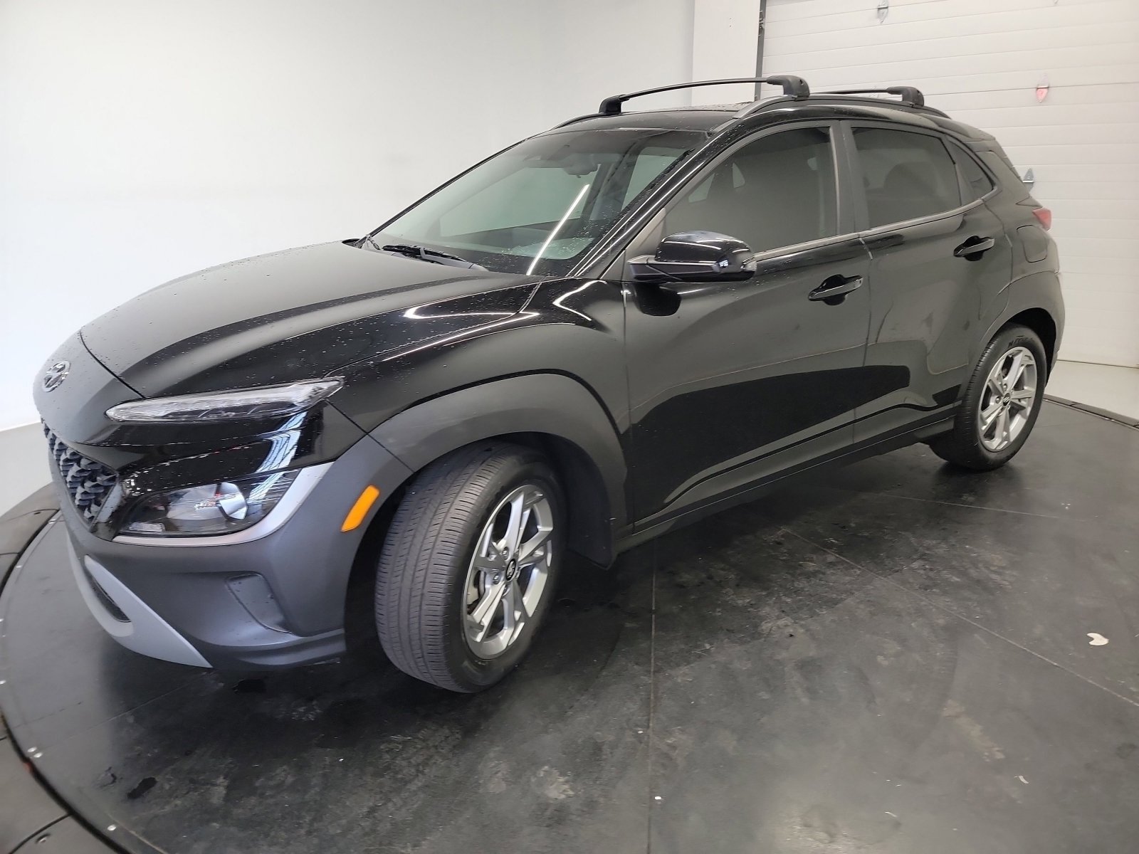 Used 2022 Hyundai Kona SEL FWD image 3