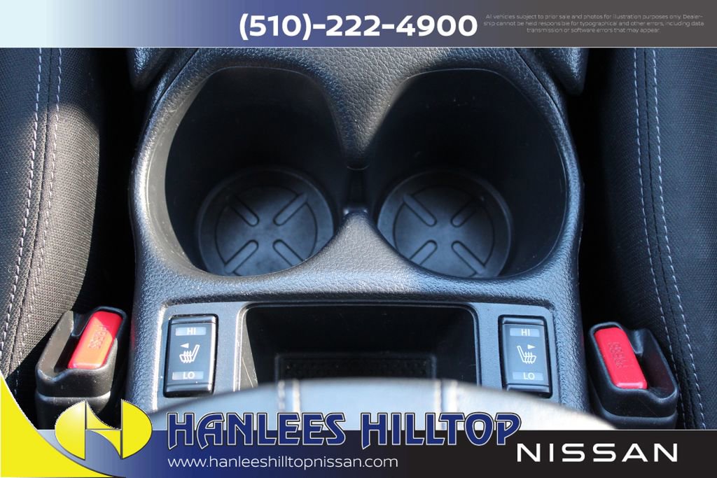 Used 2020 Nissan Rogue SV image 19