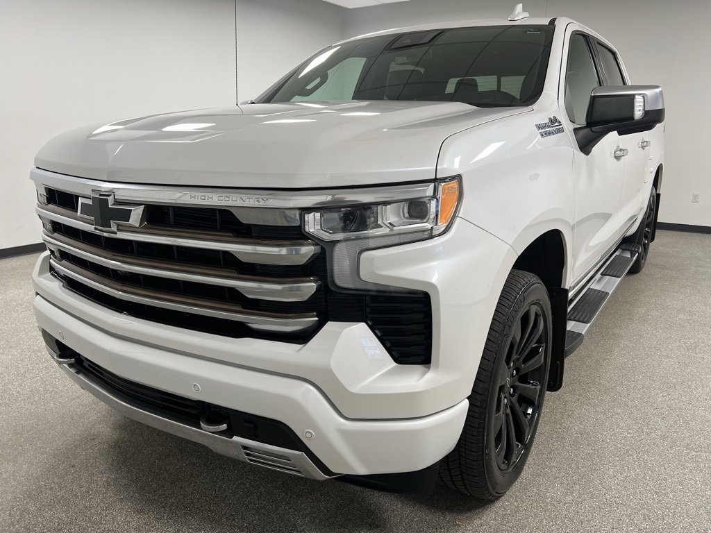 Used 2022 Chevrolet Silverado 1500 High Country image 4