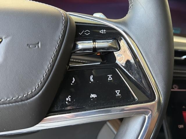 Certified 2026 Cadillac Escalade Platinum Sport w/ LPO, ONYX Package AWD/4WD image 27
