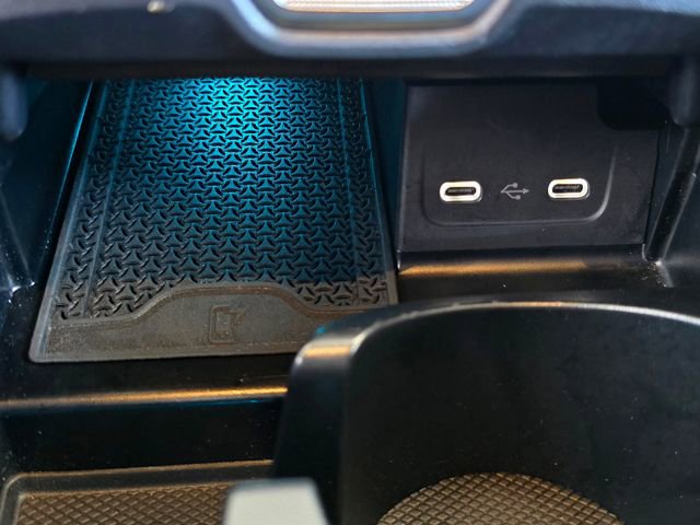 Used 2025 Mercedes-Benz C 300 4MATIC Sedan image 16