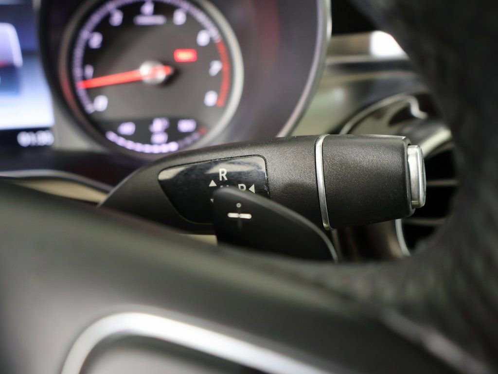 Used 2017 Mercedes-Benz GLC 300 4MATIC image 30