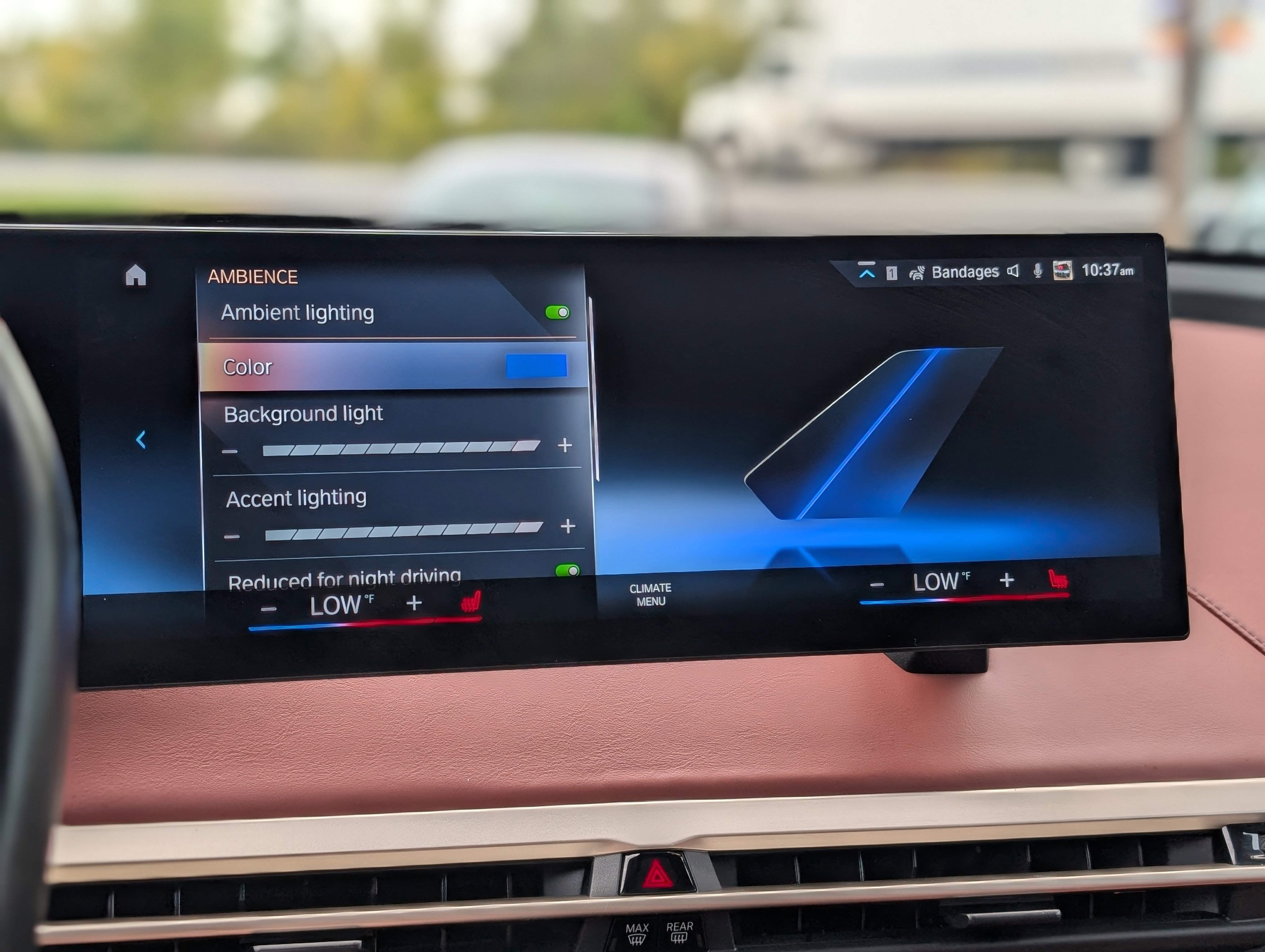 Used 2023 BMW iX xDrive50 w/ Sport Package image 29