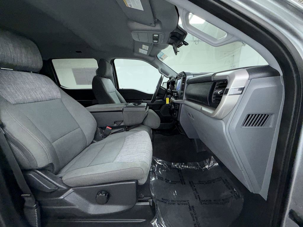 Used 2023 Ford F150 XLT image 11