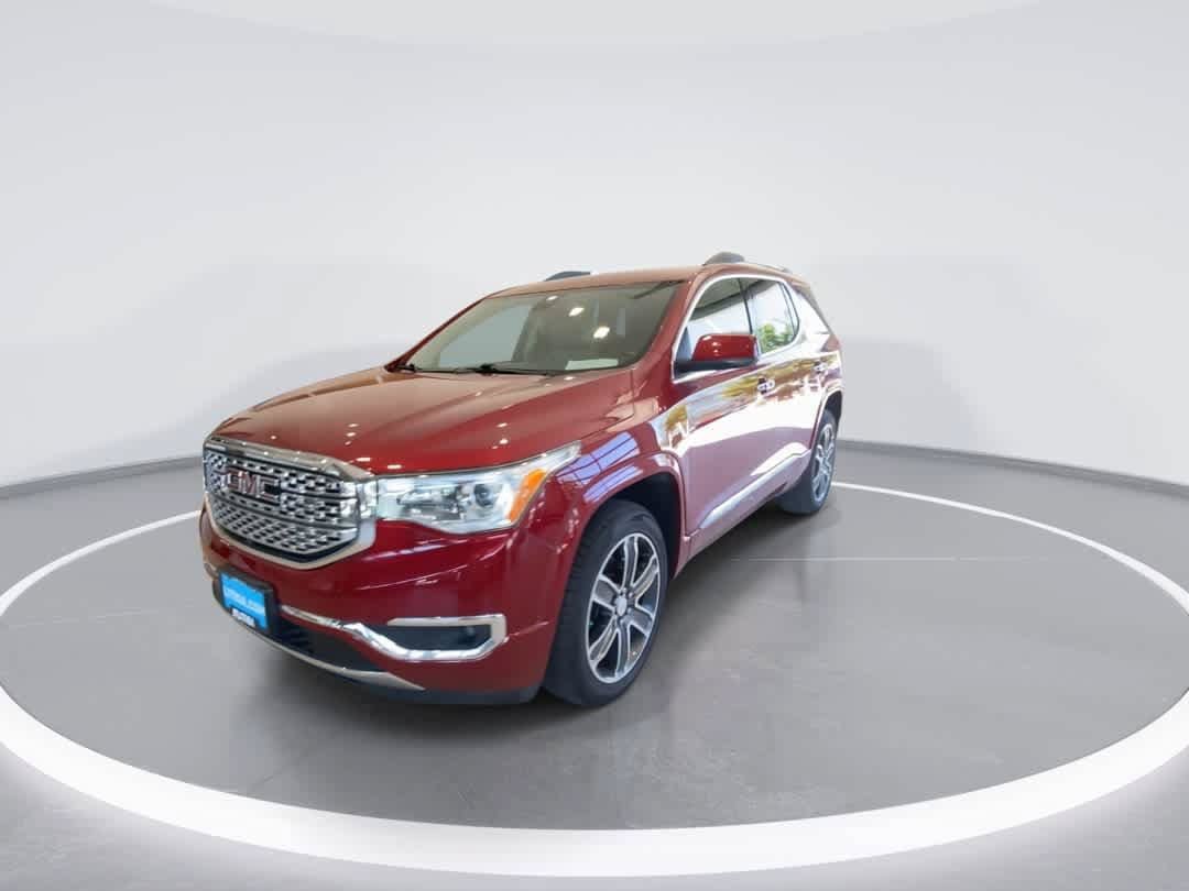 Used 2019 GMC Acadia Denali w/ Technology Package AWD/4WD image 4