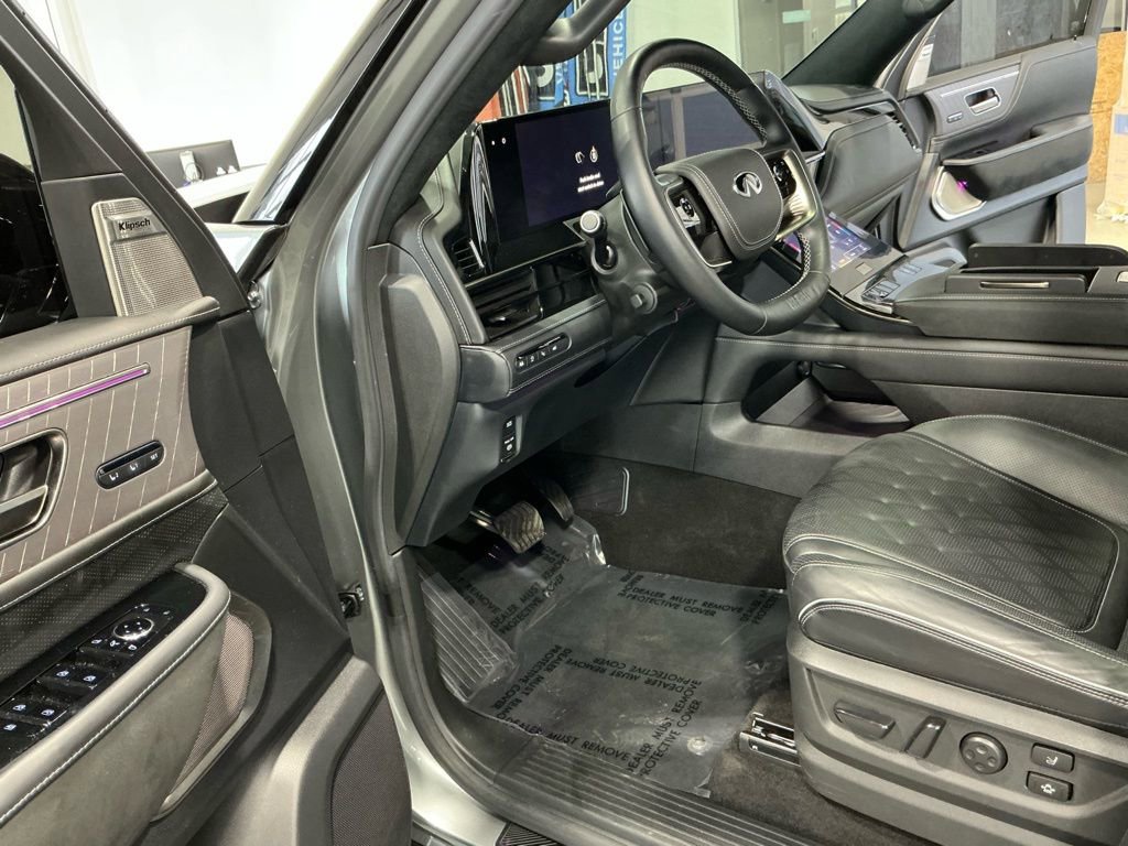 Used 2025 INFINITI QX80 Autograph image 9