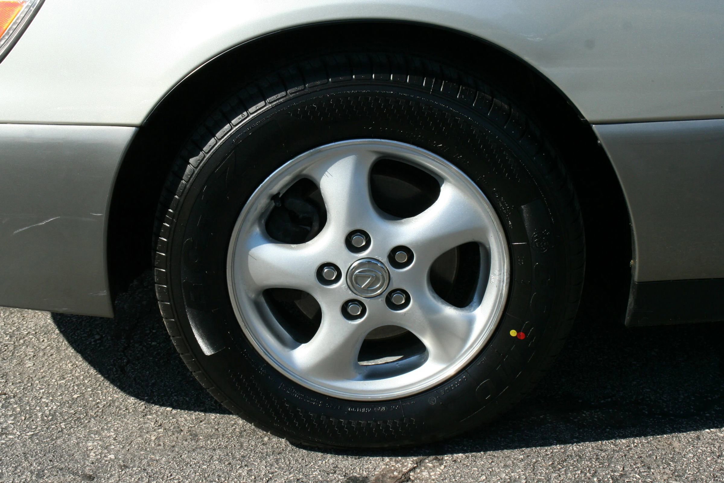 Used 1999 Lexus ES 330 FWD image 16