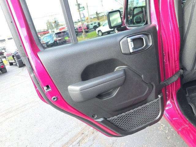 Used 2024 Jeep Wrangler Sport S image 29