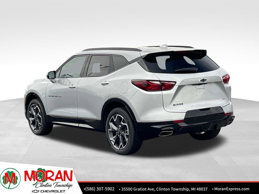 Certified 2022 Chevrolet Blazer RS w/ Enhanced Convenience Package FWD image 4