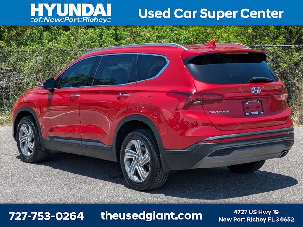 Used 2023 Hyundai Santa Fe SEL FWD image 3