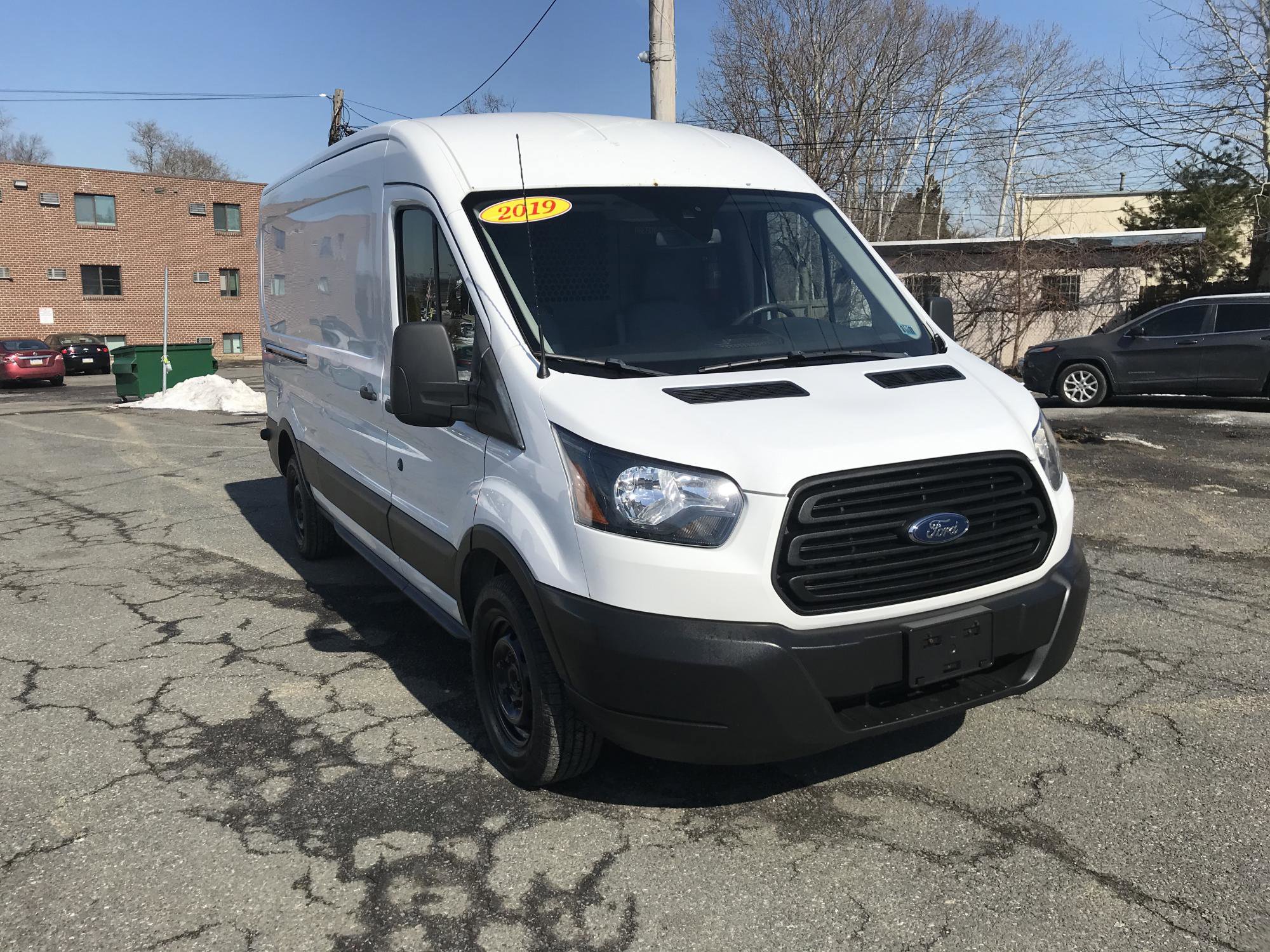 Used 2019 Ford Transit 350 image 4