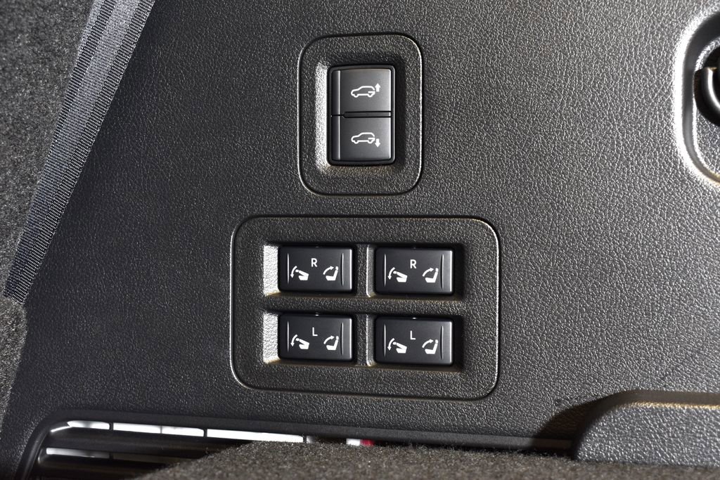 Used 2026 INFINITI QX80 4WD w/ Sport Exterior Package image 29