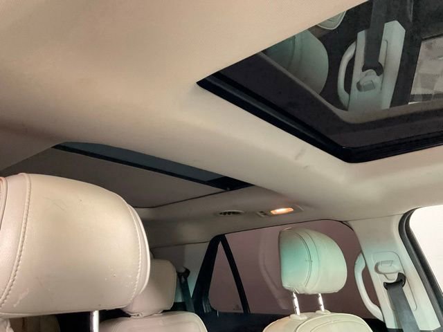 Used 2017 Ford Explorer Platinum image 24