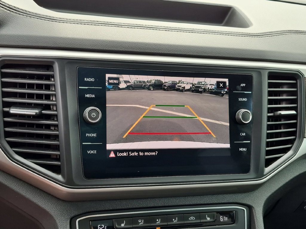 Used 2020 Volkswagen Atlas SE w/ Panoramic Sunroof Package FWD image 19