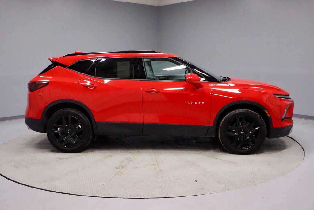 Used 2024 Chevrolet Blazer LT w/ Convenience Package image 13