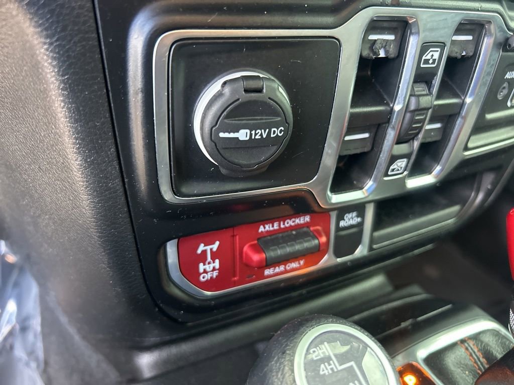 Certified 2022 Jeep Gladiator Mojave w/ Trailer Tow Package image 40