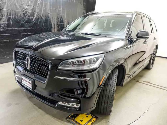 Used 2021 Lincoln Aviator Reserve w/ Equipment Group 208A AWD/4WD image 4