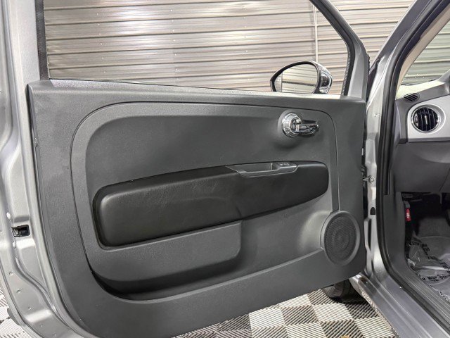 Used 2017 FIAT 500 Lounge image 28