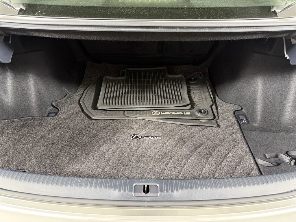 Used 2016 Lexus IS 300 AWD w/ Navigation System Package image 12