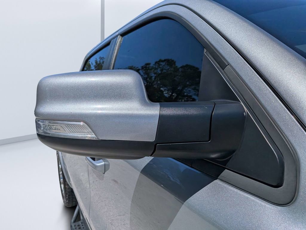 Used 2021 RAM 1500 Laramie w/ Sport Appearance Package AWD/4WD image 11