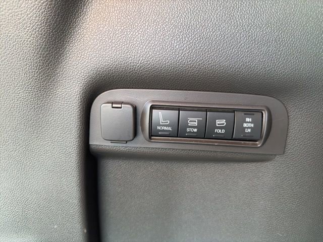 Used 2013 Ford Explorer Limited image 11