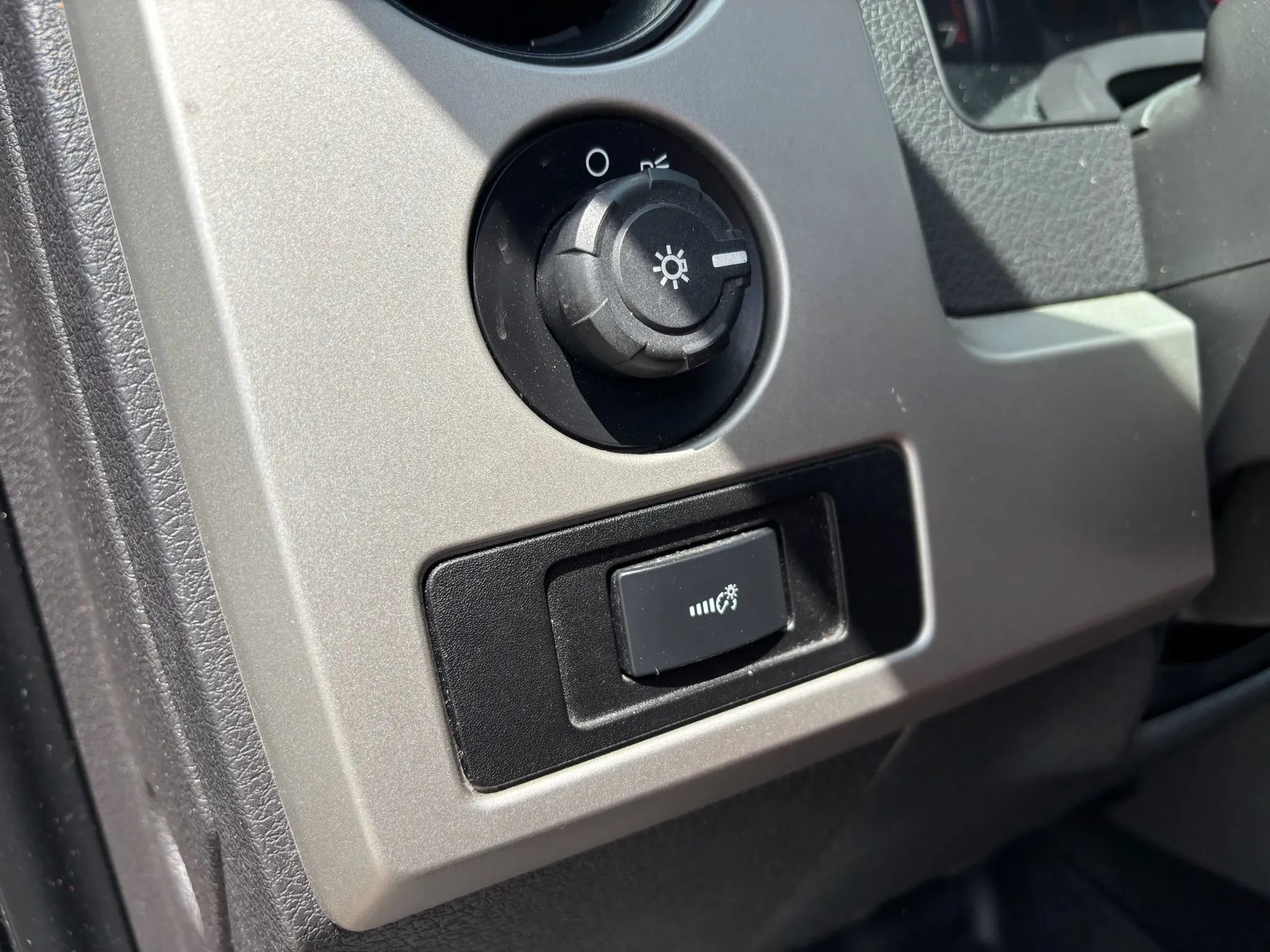 Used 2011 Ford F150 Raptor w/ Raptor Luxury Pkg AWD/4WD image 14