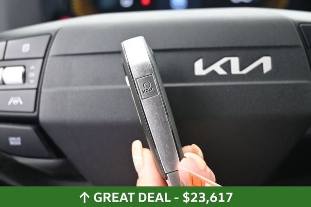 Used 2026 Kia Sportage LX FWD image 37