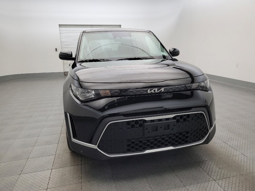 Used 2025 Kia Soul LX FWD image 14