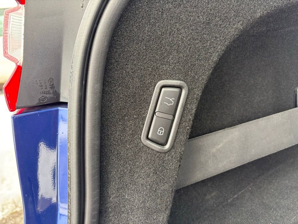 Used 2019 Maserati Levante GTS image 19