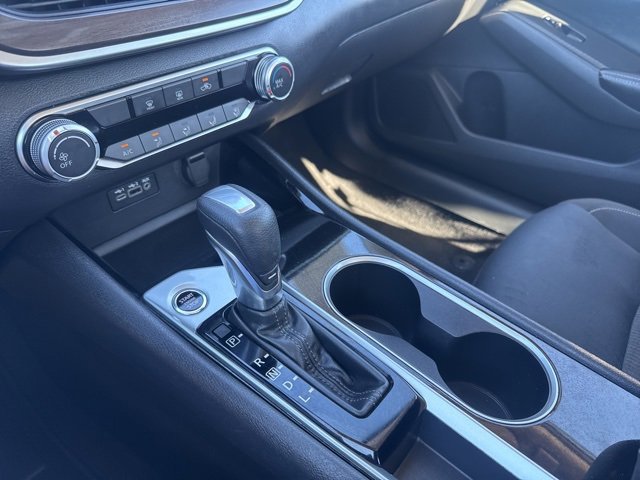 Used 2024 Nissan Altima 2.5 SV image 14